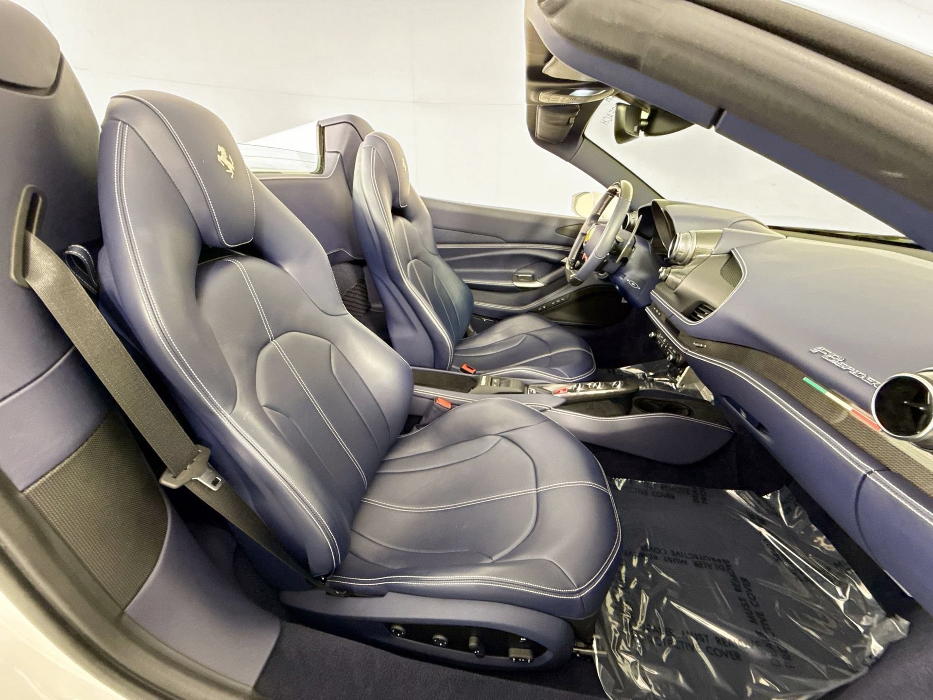 Certified 2022 Ferrari F8 Tributo RWD image 21