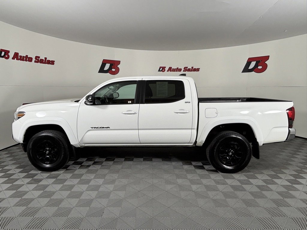 Used 2022 Toyota Tacoma SR5 image 3