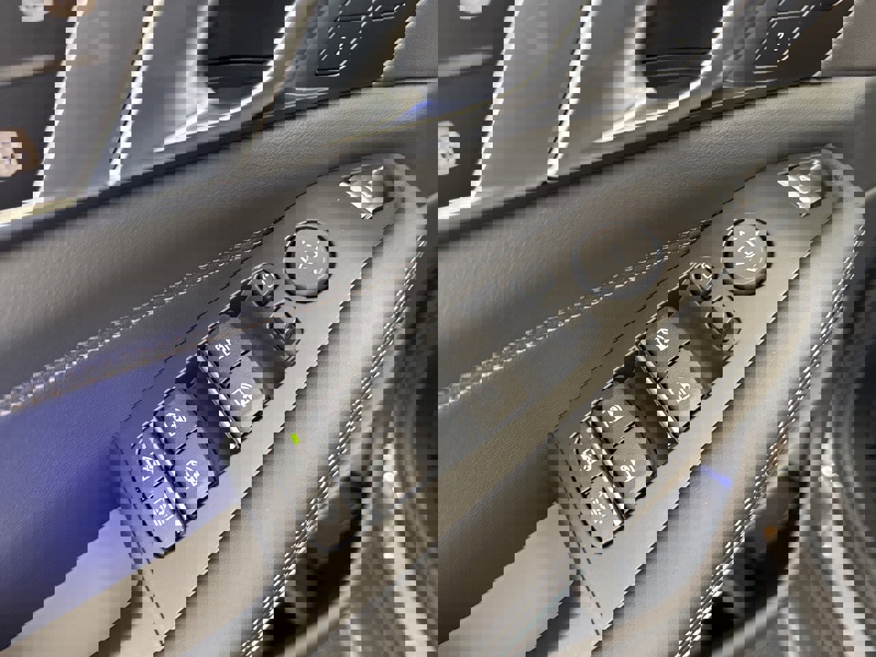 New 2026 BMW X7 xDrive40i w/ M Sport Package image 45