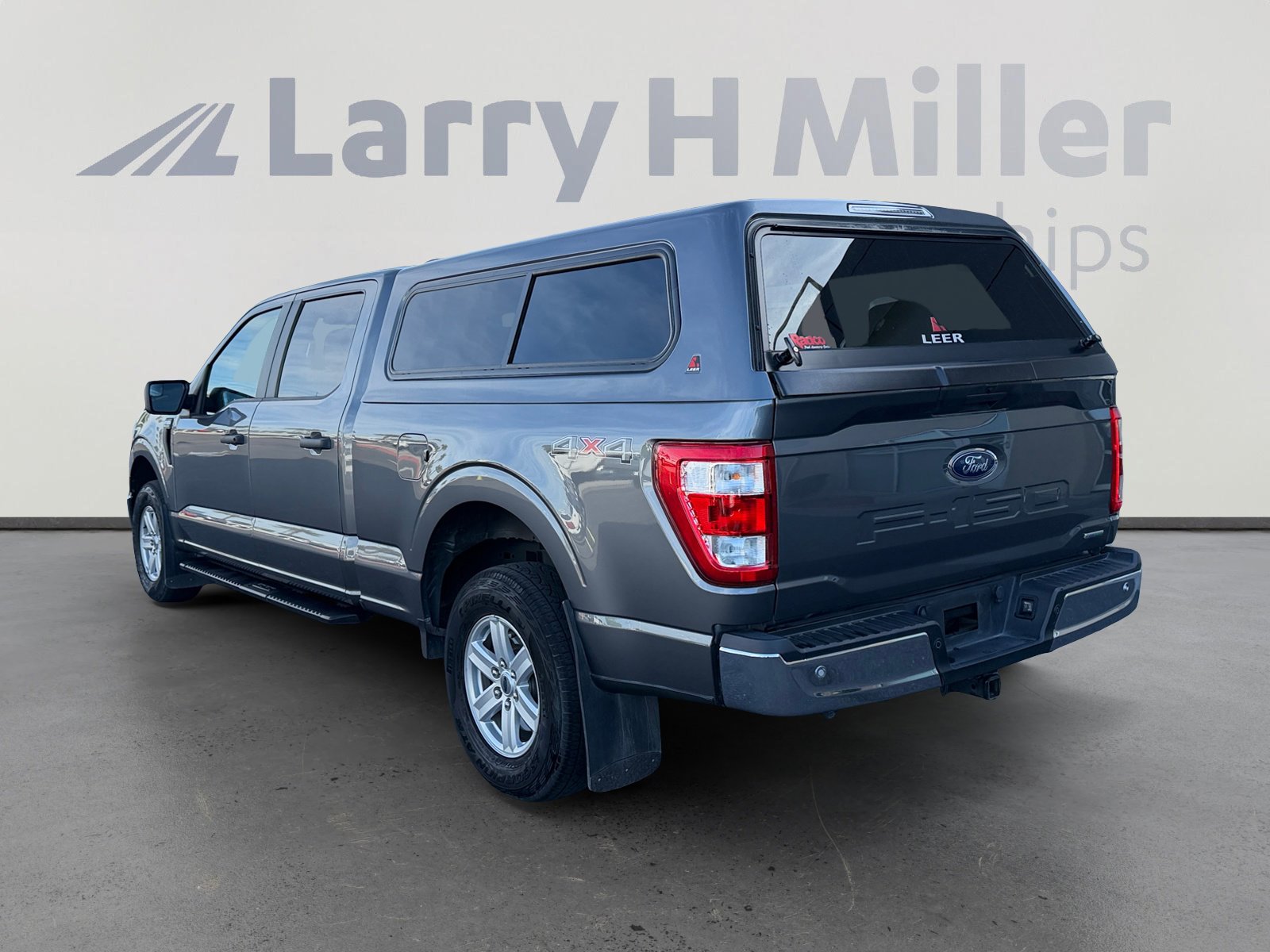Used 2022 Ford F150 XL w/ Trailer Tow Package image 3