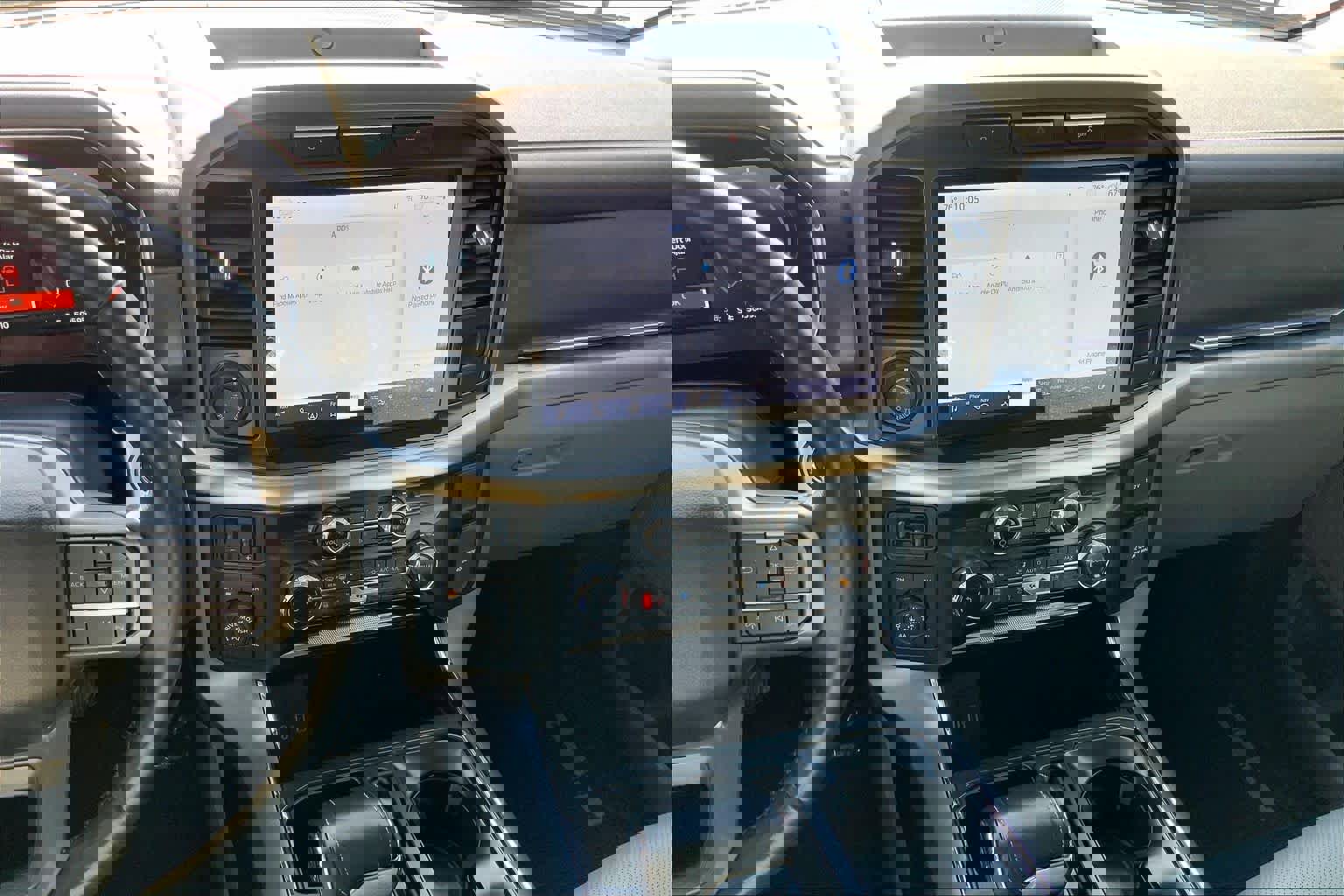 Used 2023 Ford F150 Lariat w/ Trailer Tow Package image 7