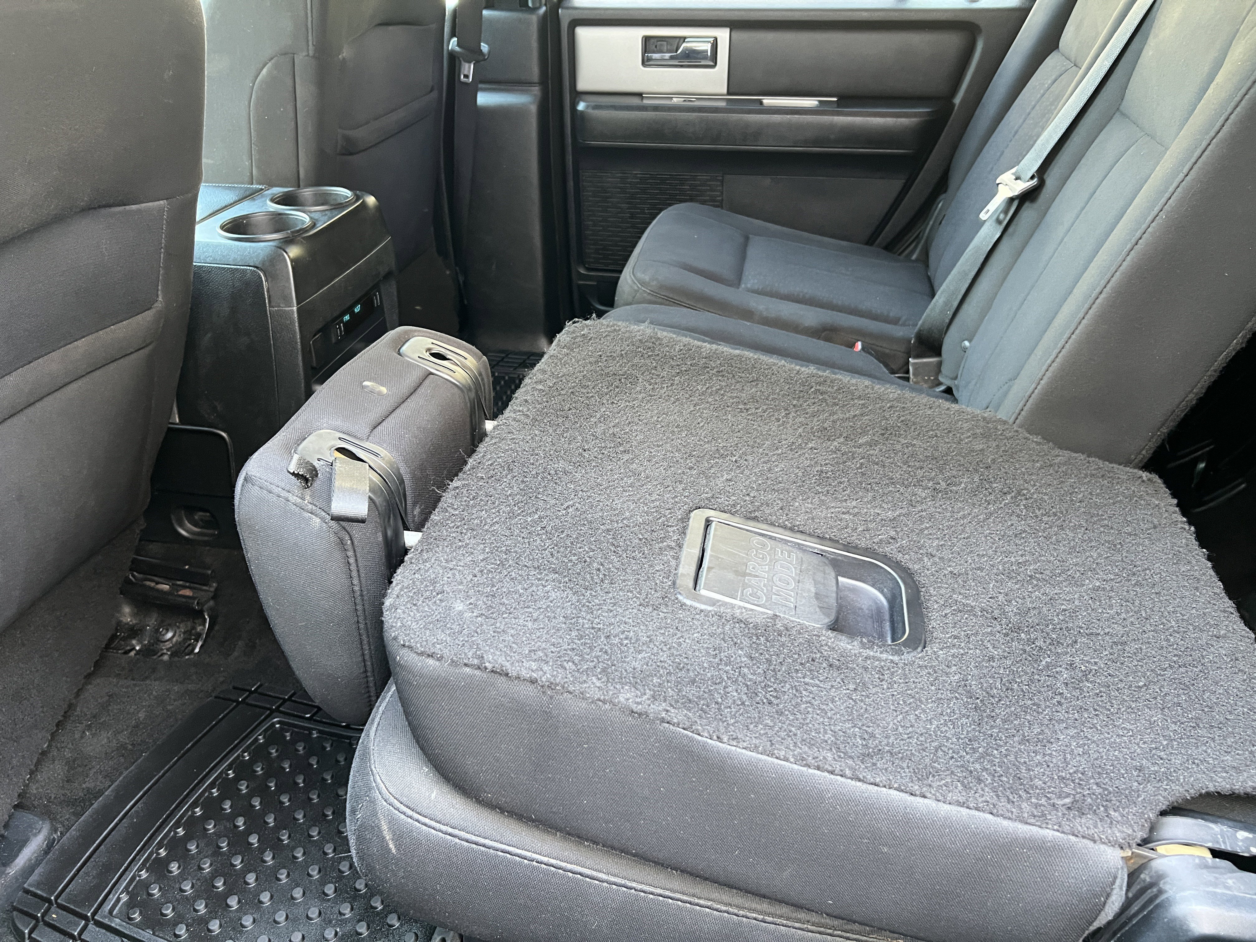 Used 2015 Ford Expedition XLT image 15