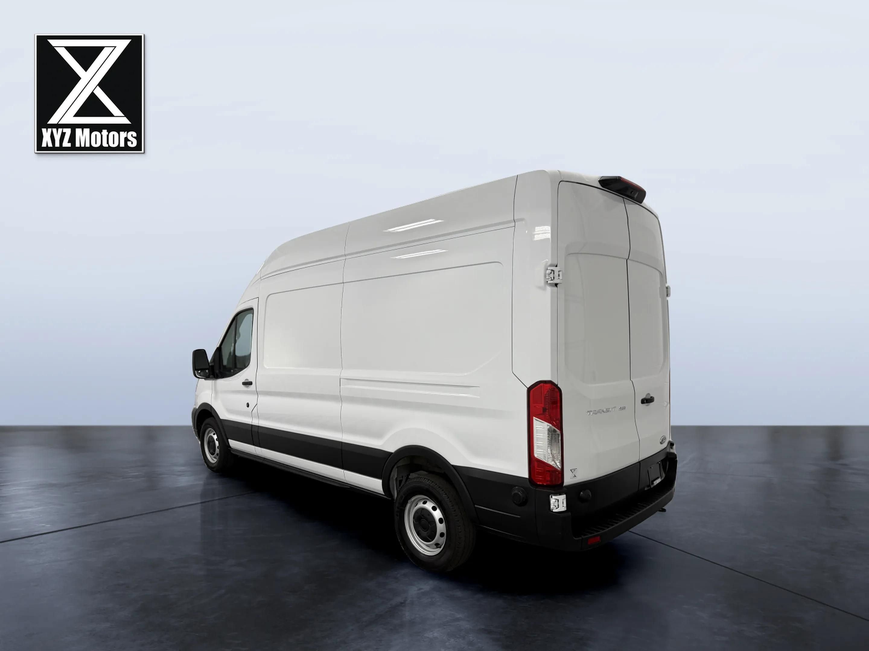 Used 2024 Ford Transit 250 148 High Roof RWD image 4