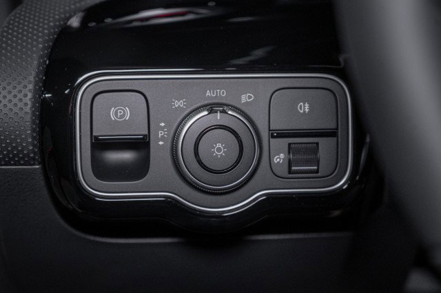 New 2025 Mercedes-Benz CLA 250 4MATIC image 19