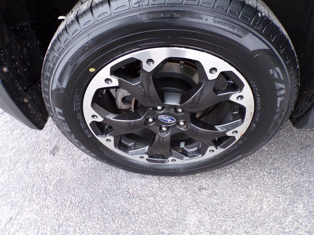 Used 2021 Subaru Crosstrek 2.0i Premium w/ Moonroof Package image 9