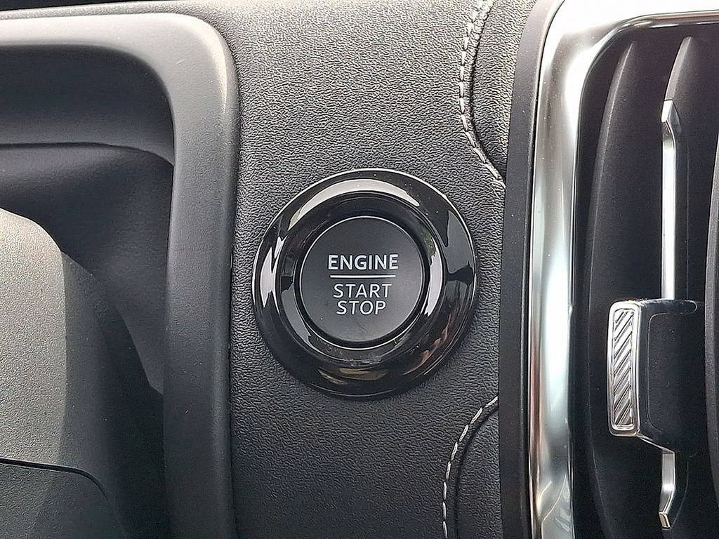 Used 2025 Ford Expedition Max Platinum AWD/4WD image 24