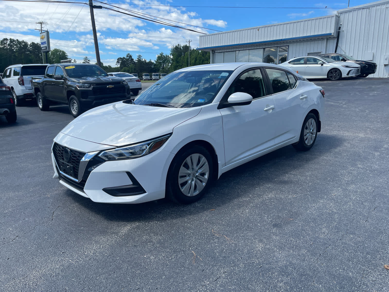 Used 2023 Nissan Sentra S w/ Electronics Package FWD image 3