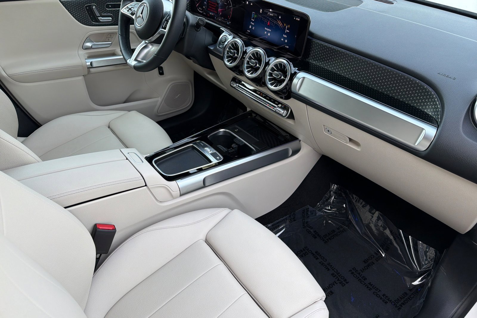 Certified 2025 Mercedes-Benz GLB 250 image 18