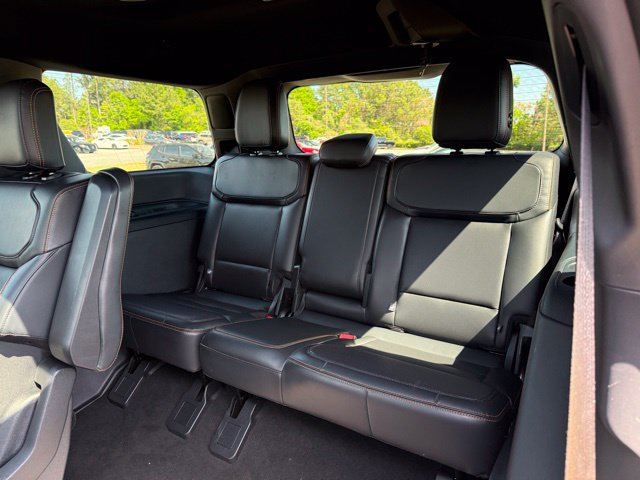 Used 2025 Ford Expedition Tremor AWD/4WD image 28