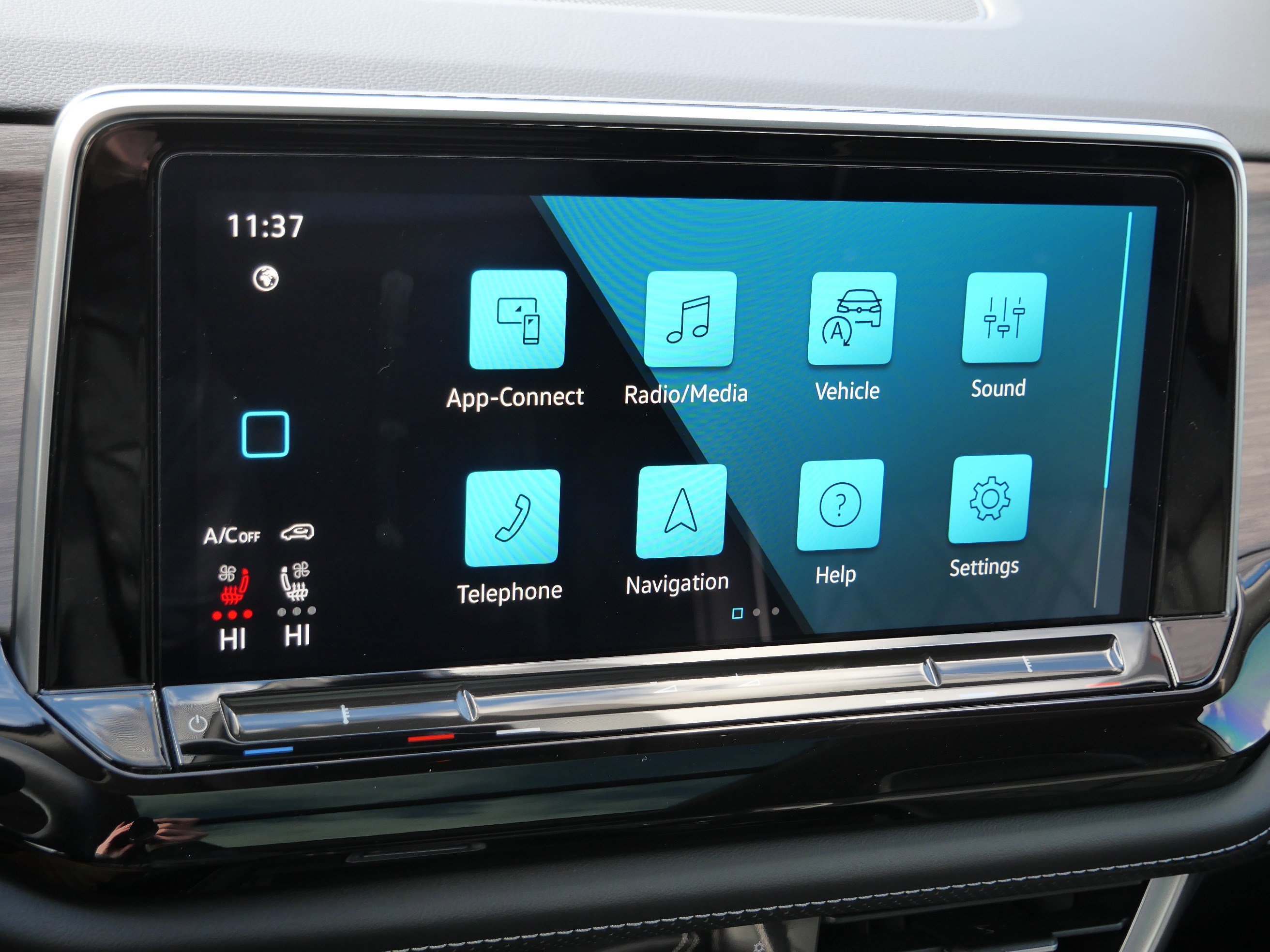 Certified 2024 Volkswagen Atlas SEL Premium R-Line image 23