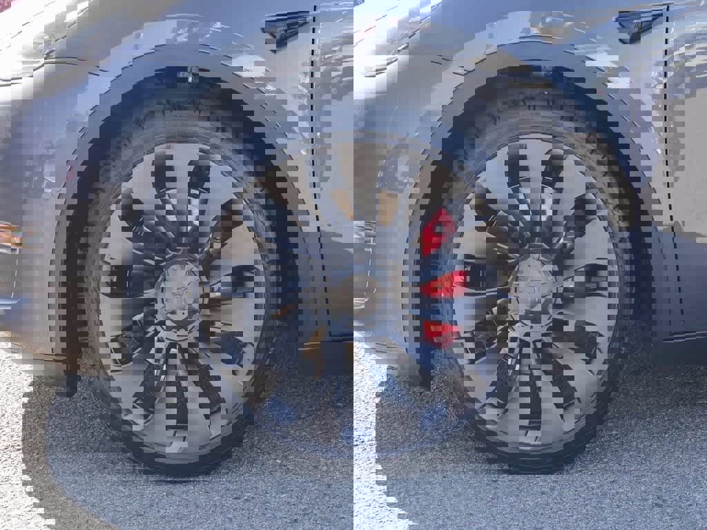 Used 2022 Tesla Model Y Performance image 10