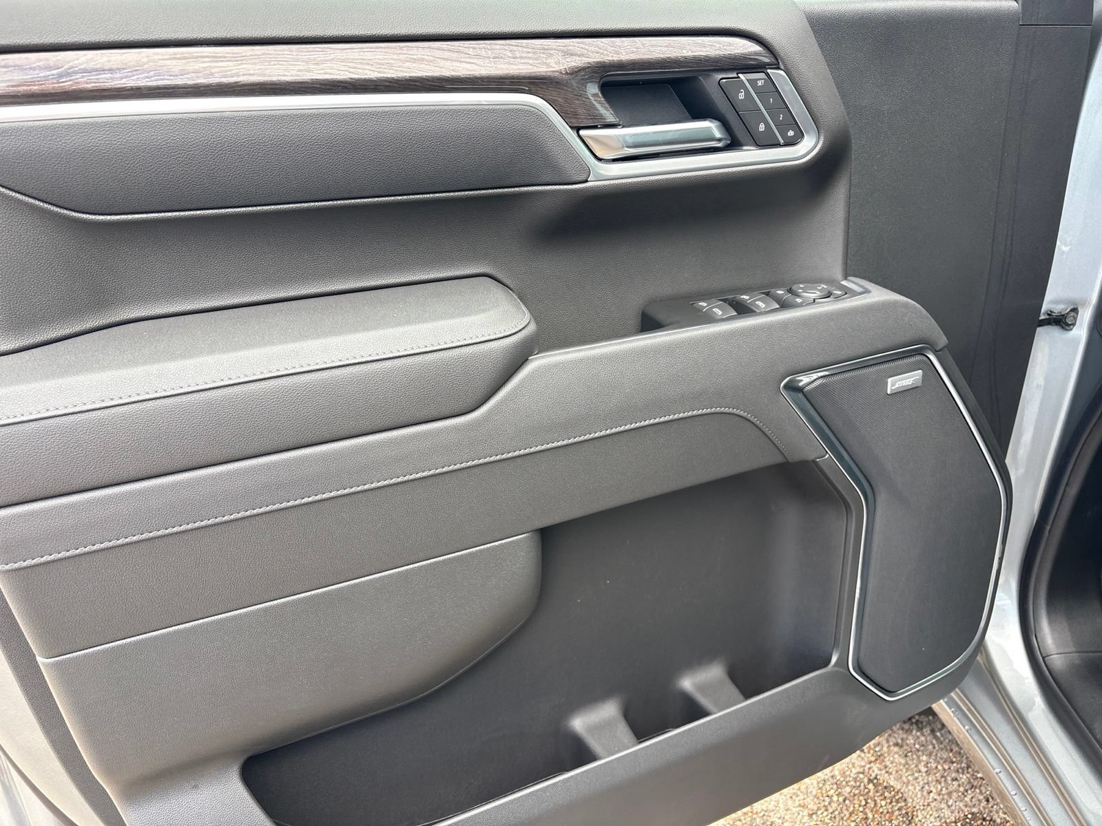 New 2026 Chevrolet Silverado 1500 LTZ w/ LTZ Premium Texas Edition AWD/4WD image 11