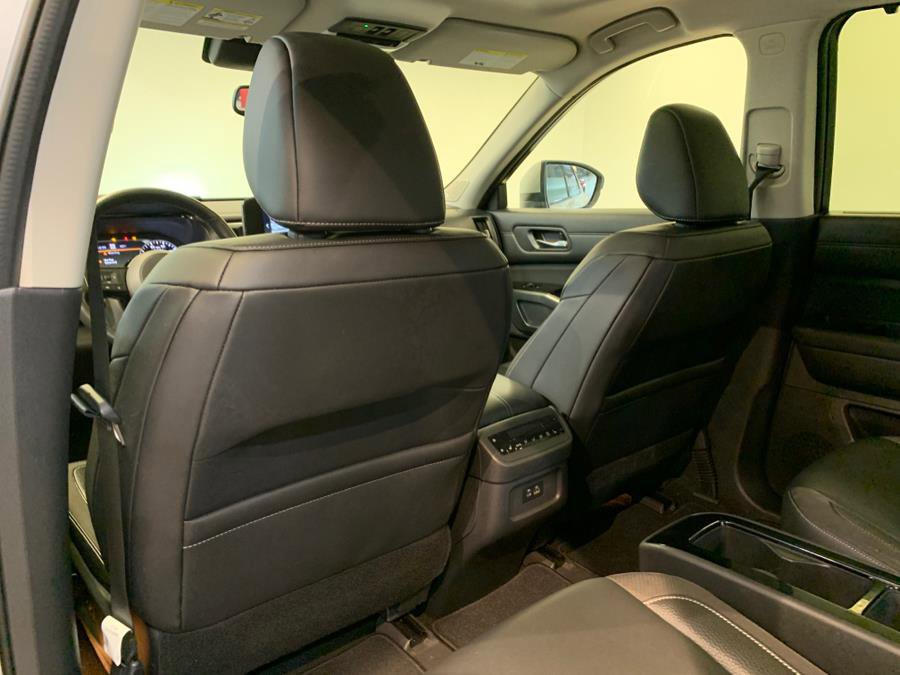 Used 2022 Nissan Pathfinder SL w/ SL Premium Package image 42