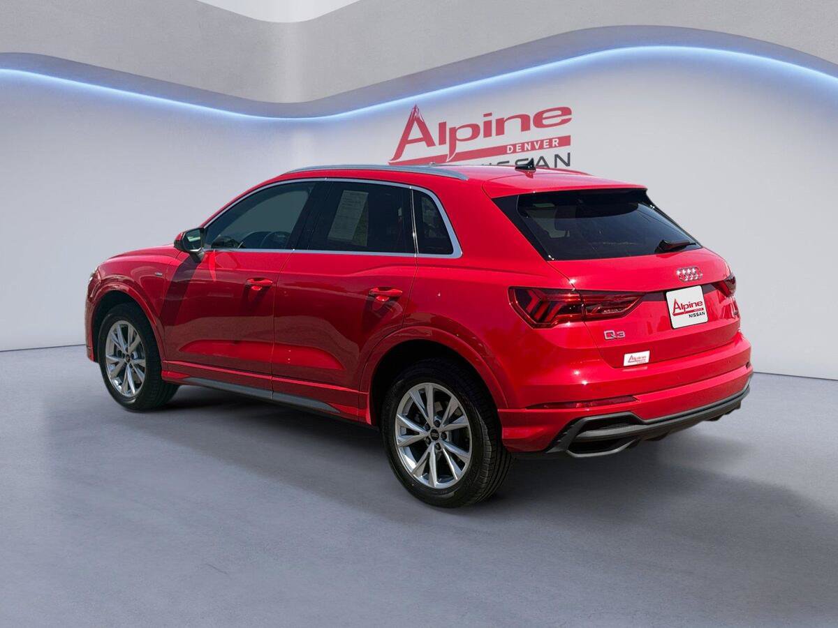 Used 2024 Audi Q3 2.0T Premium AWD/4WD image 3