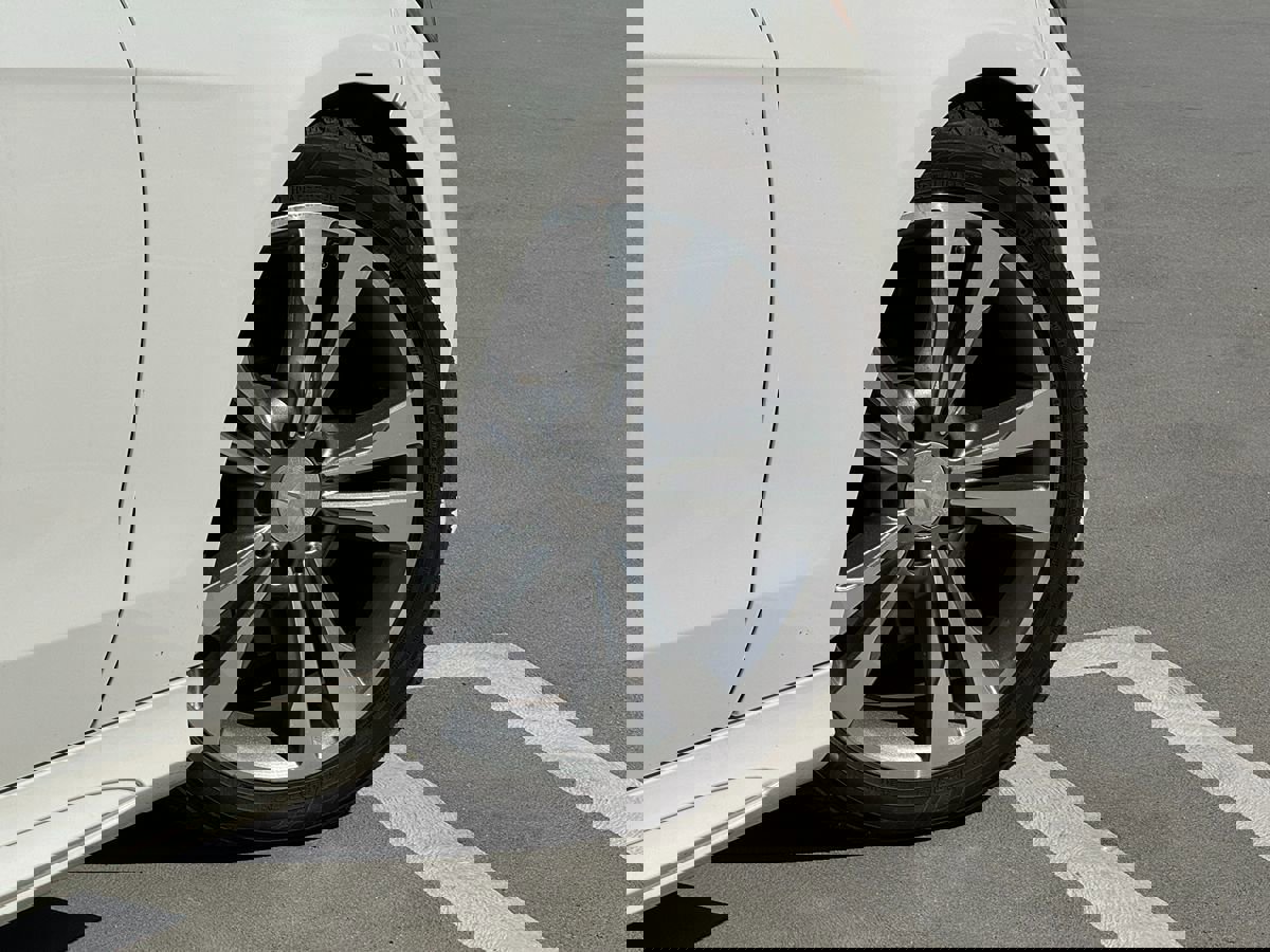 Used 2014 Mercedes-Benz E 350 Sport image 10