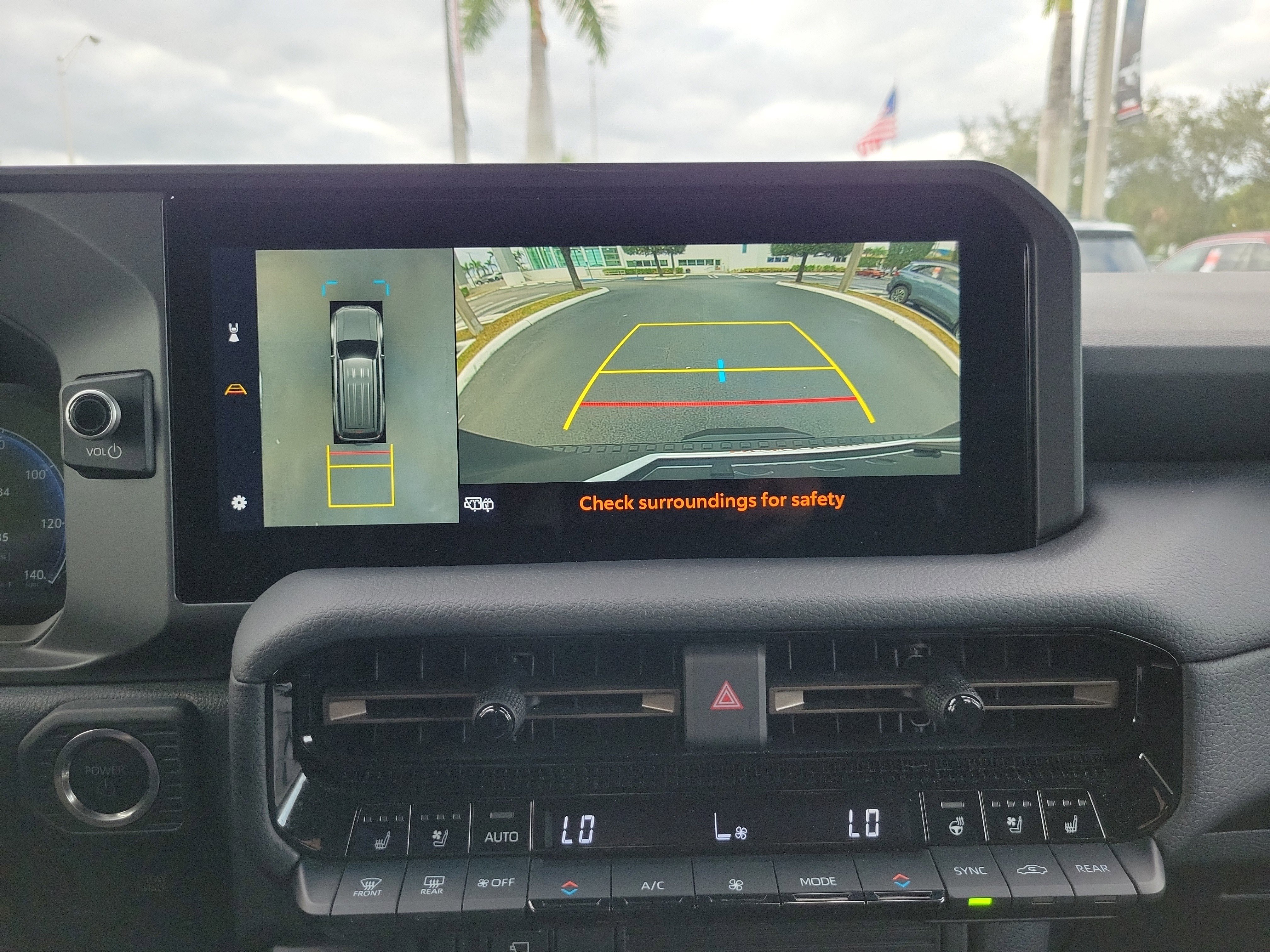 Used 2024 Toyota Land Cruiser image 27