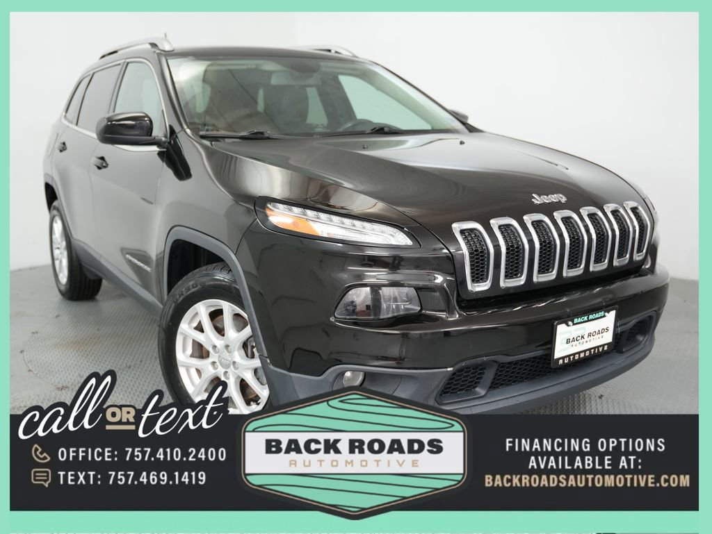Used 2017 Jeep Cherokee Latitude w/ True North Edition image 1