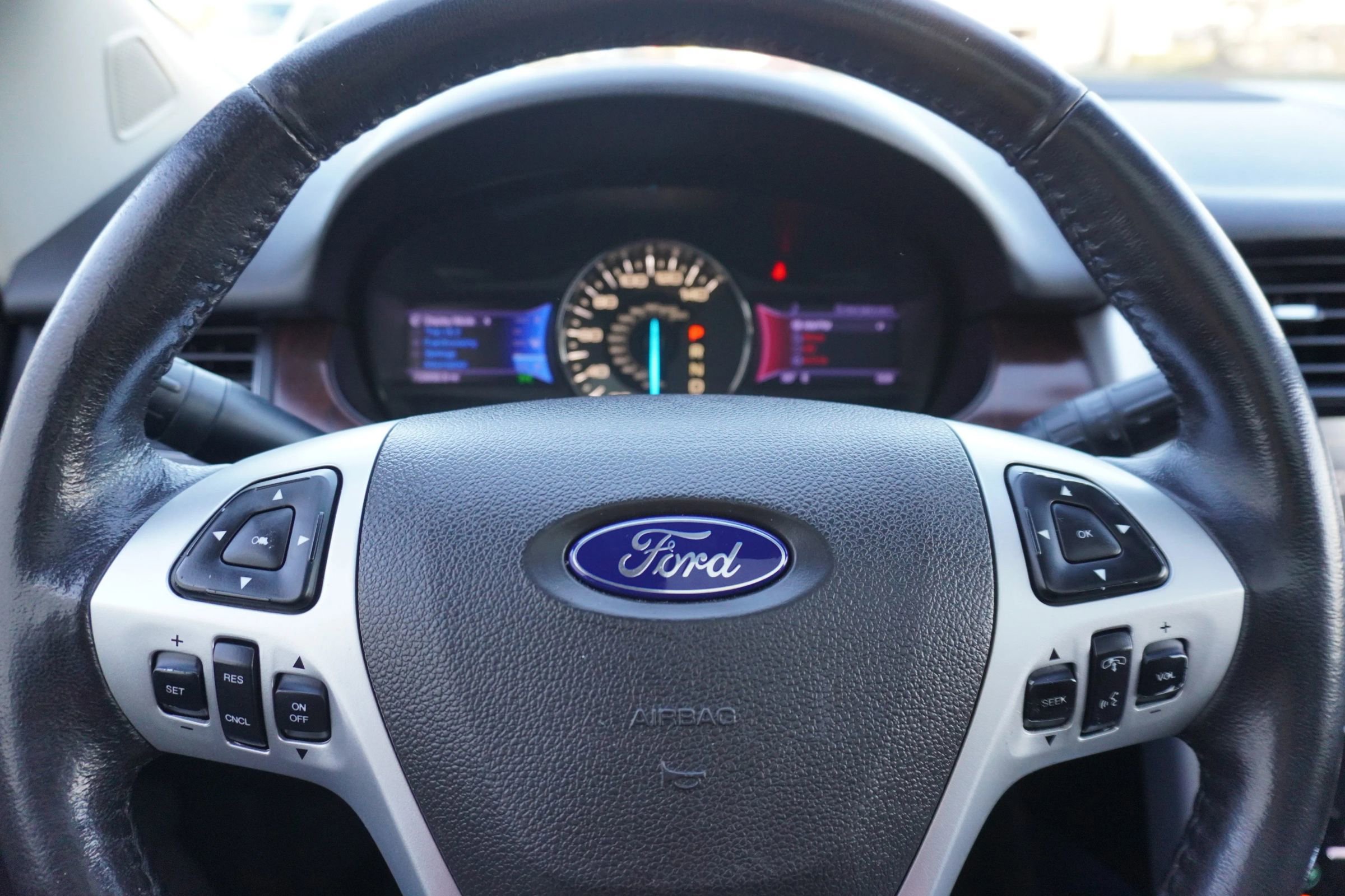 Used 2013 Ford Edge Limited image 21