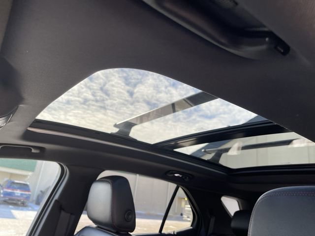 Used 2024 Chevrolet Equinox RS w/ RS Leather Package image 23