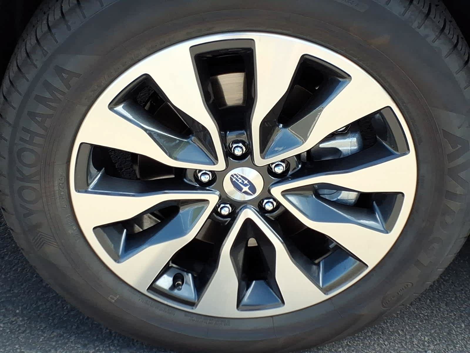 Used 2025 Subaru Outback Limited XT AWD/4WD image 12