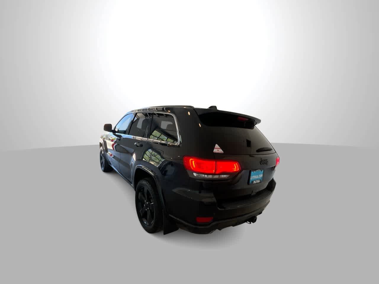 Used 2015 Jeep Grand Cherokee Altitude AWD/4WD image 6