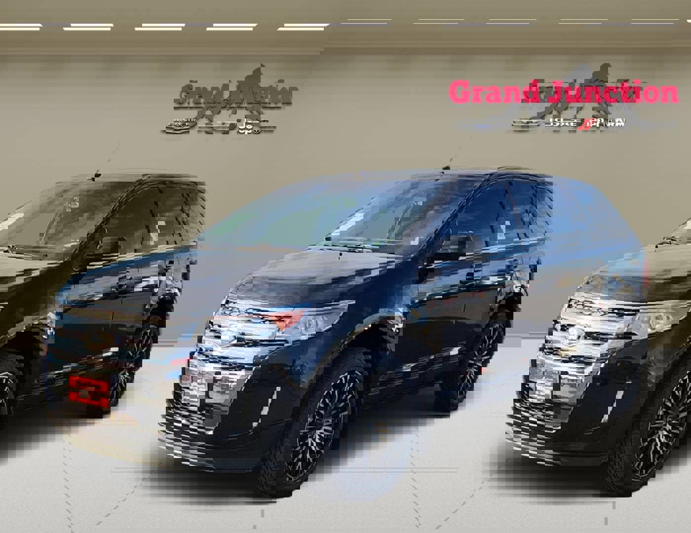 Used 2013 Ford Edge Limited AWD/4WD image 3