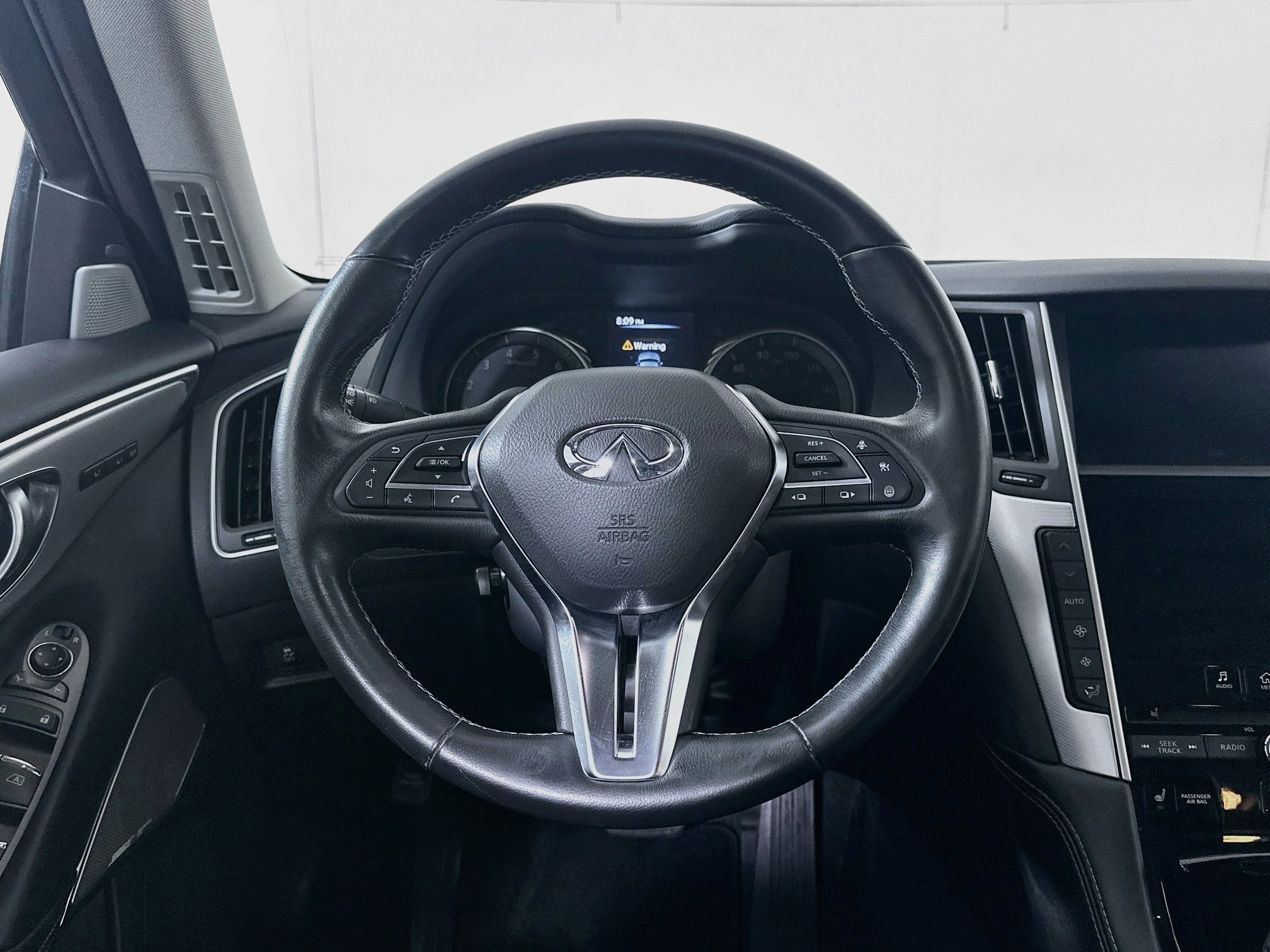 Used 2023 INFINITI Q50 Luxe w/ Cargo Package RWD image 17