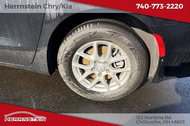 New 2026 Chrysler Voyager LX FWD image 24