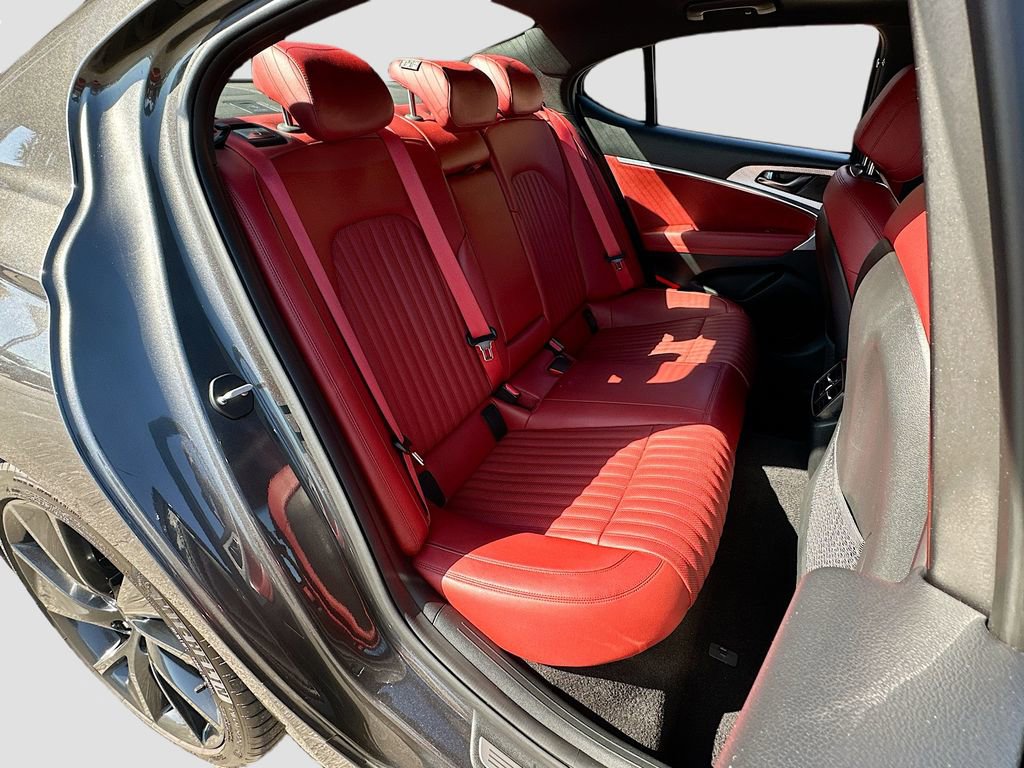 Used 2023 Genesis G70 2.0T w/ Sport Prestige Package image 28