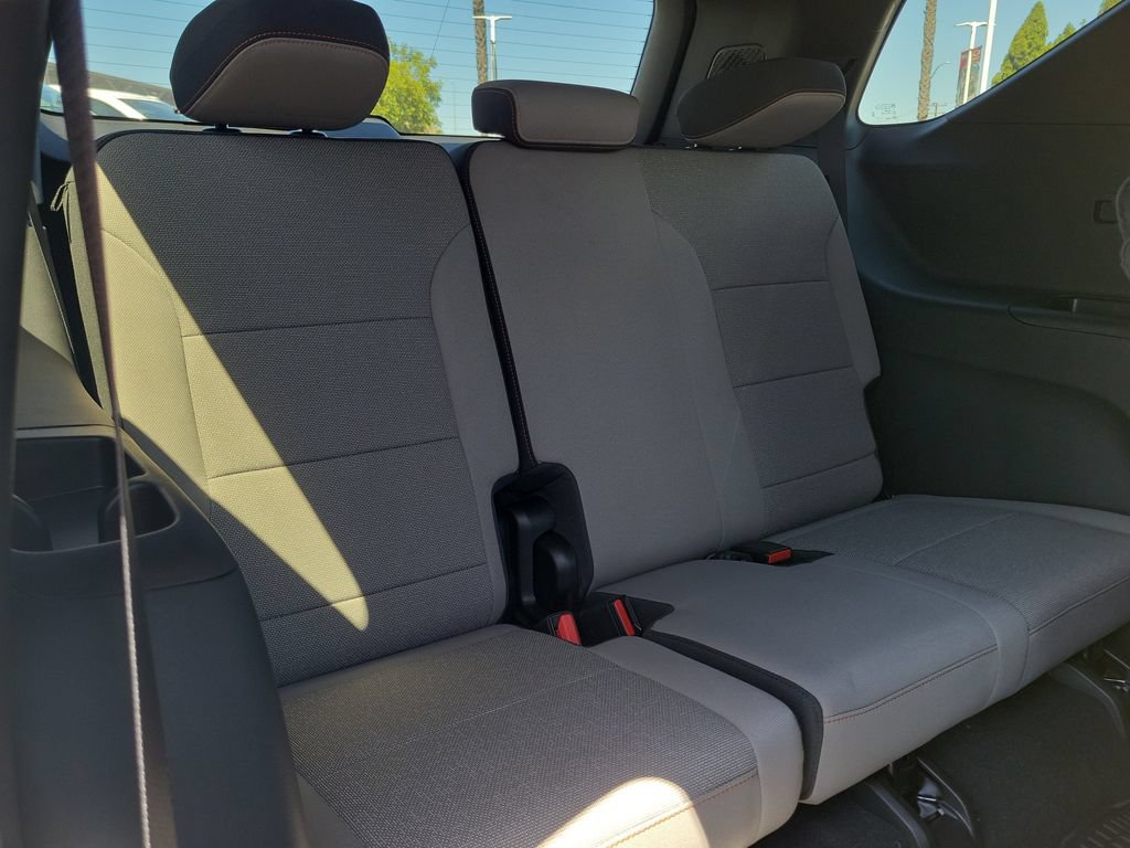 New 2026 Chevrolet Traverse LT w/ Midnight/Sport Edition FWD image 20