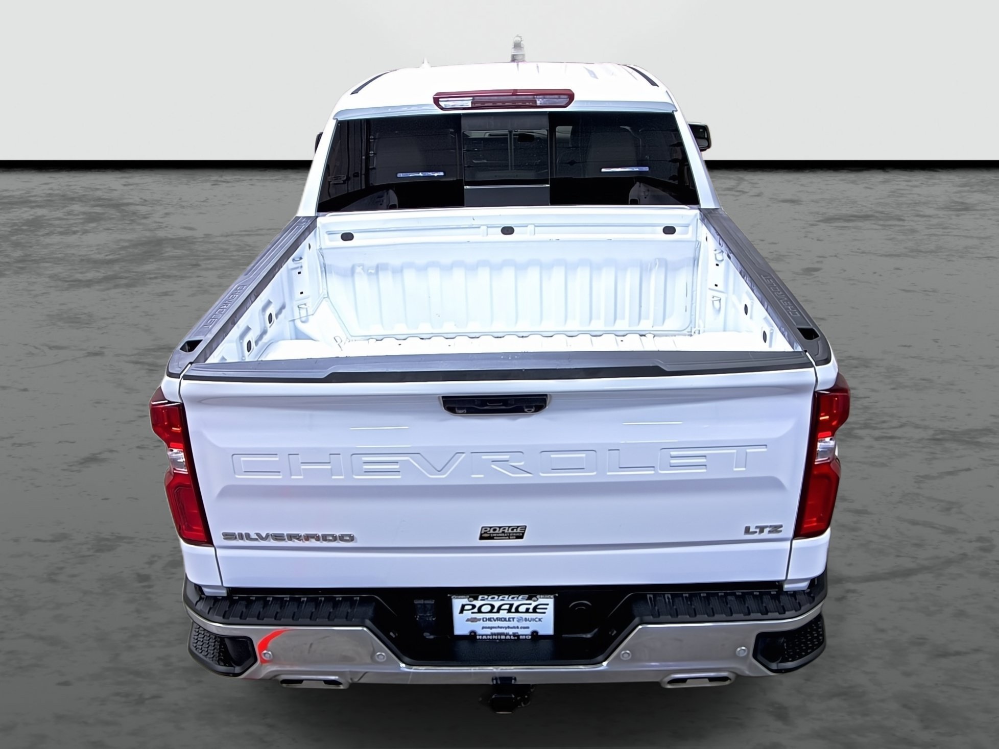 Used 2025 Chevrolet Silverado 1500 LTZ w/ LTZ Premium Package AWD/4WD image 3