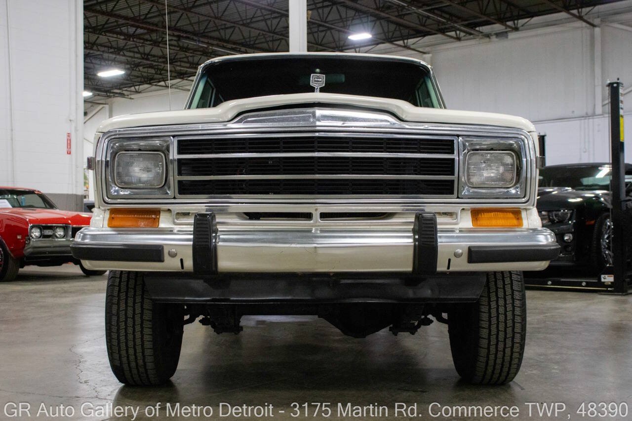 Used 1987 Jeep Grand Wagoneer AWD/4WD image 12