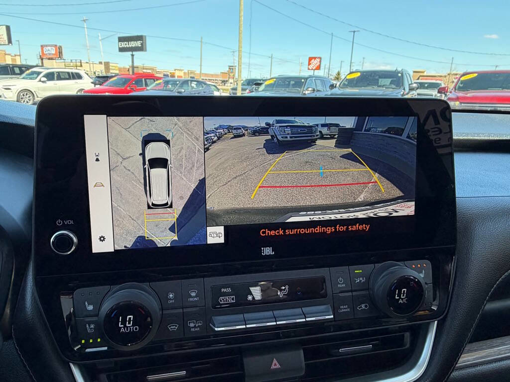 Used 2024 Toyota Grand Highlander AWD image 23