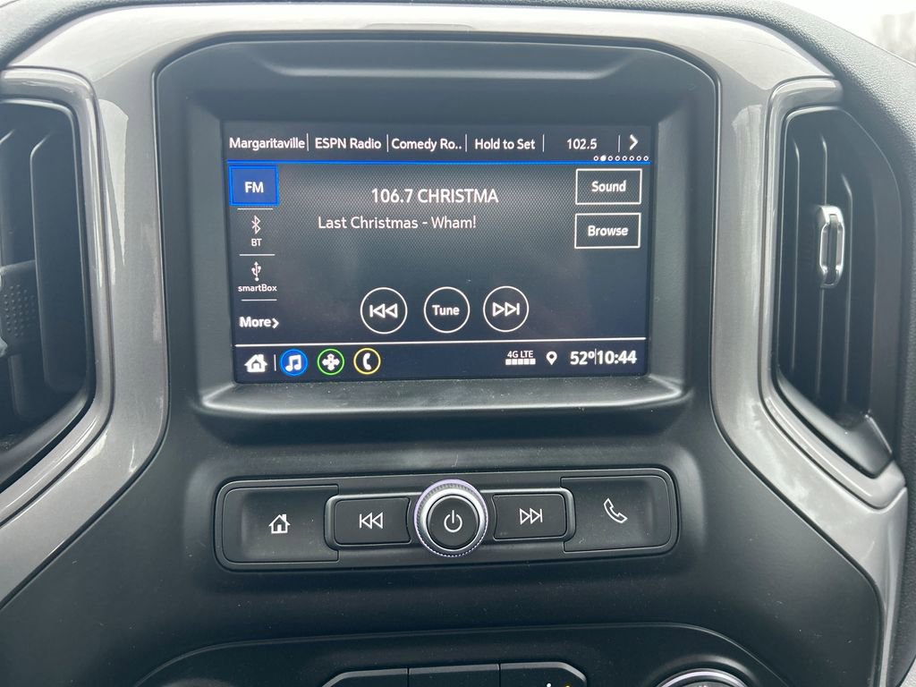 Used 2020 Chevrolet Silverado 1500 Custom w/ Custom Value Package image 15