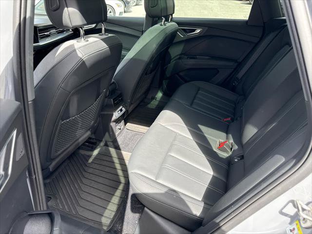 Used 2023 Audi Q4 e-tron Premium Plus w/ Premium Plus AWD/4WD image 6