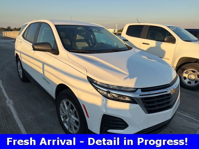 Used 2022 Chevrolet Equinox LS w/ LS Convenience Package image 13