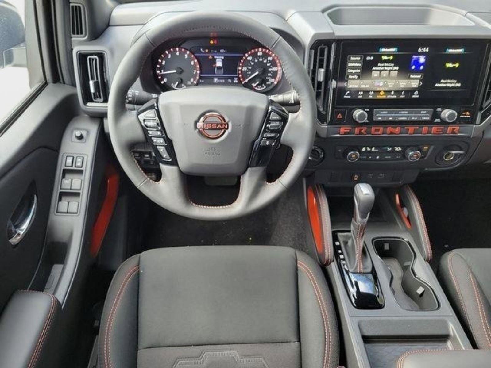 New 2025 Nissan Frontier PRO-4X image 7