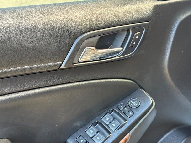 Used 2015 Chevrolet Tahoe LTZ AWD/4WD image 19