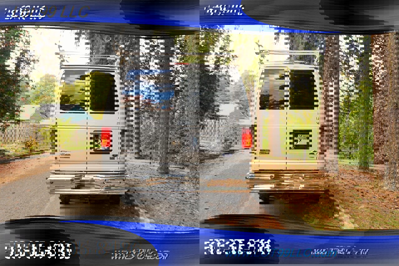 Used 2009 Ford E-350 and Econoline 350 Extended Super Duty image 10