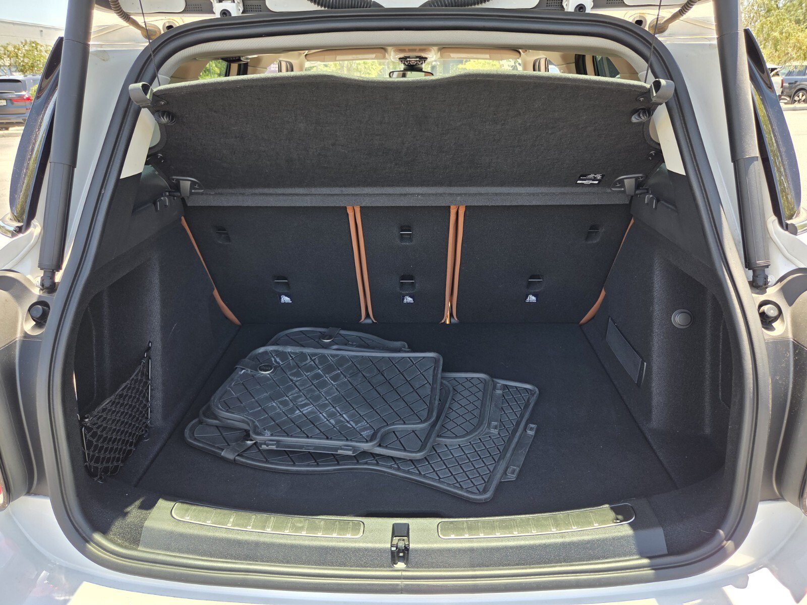 Certified 2024 MINI Cooper Countryman S w/ Signature Upholstery Package FWD image 15