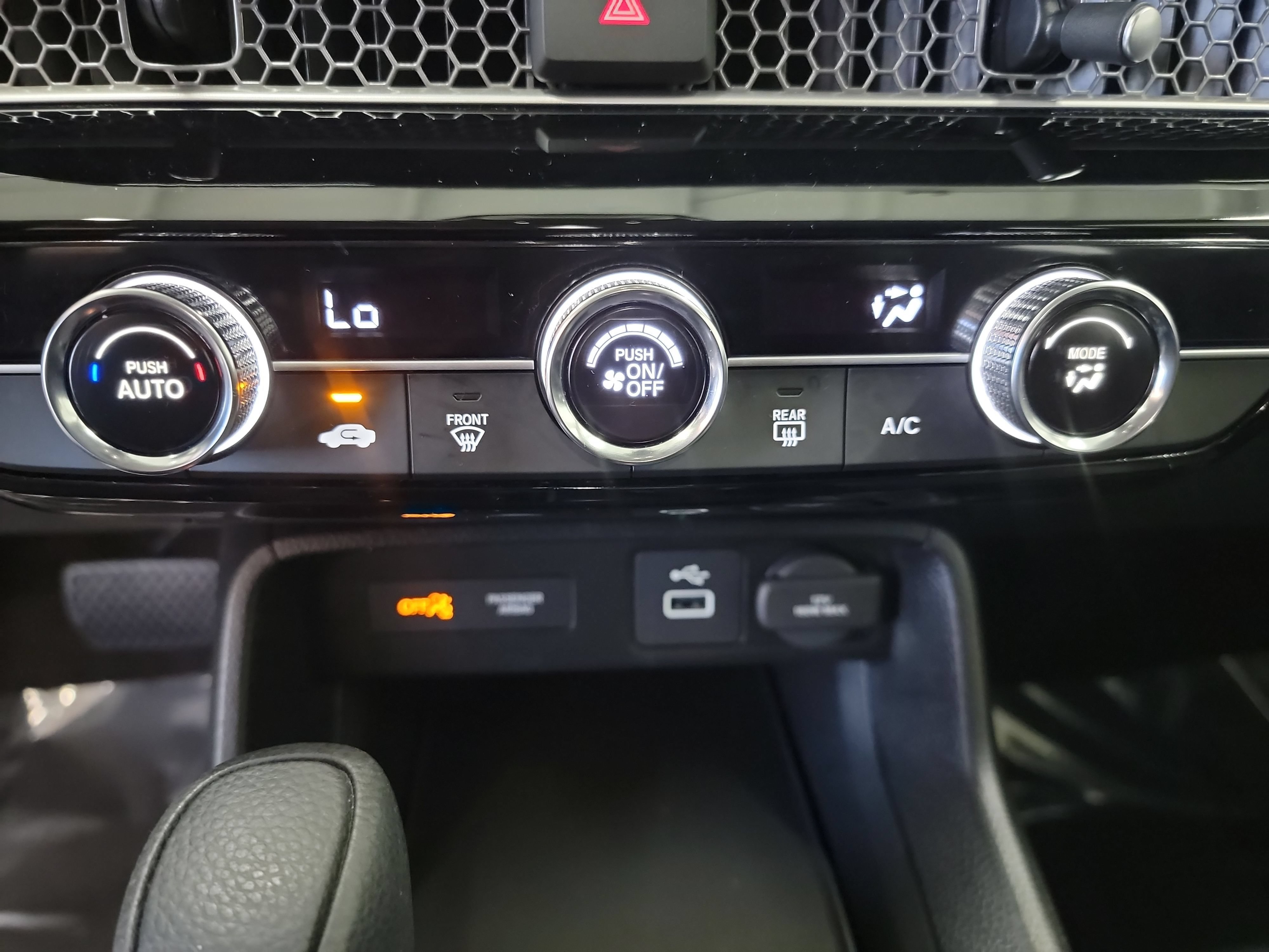 Used 2023 Honda Civic LX image 29
