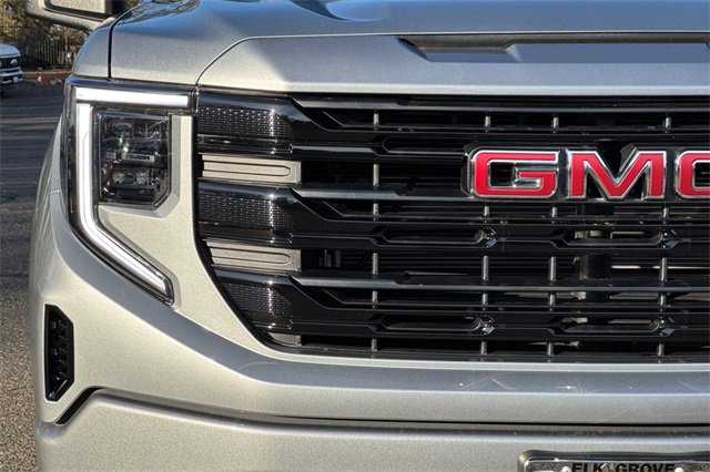Used 2025 GMC Sierra 1500 Elevation image 47