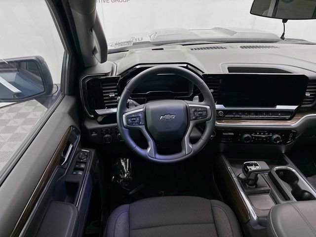 Used 2024 Chevrolet Silverado 1500 LT Trail Boss w/ Convenience Package II image 26