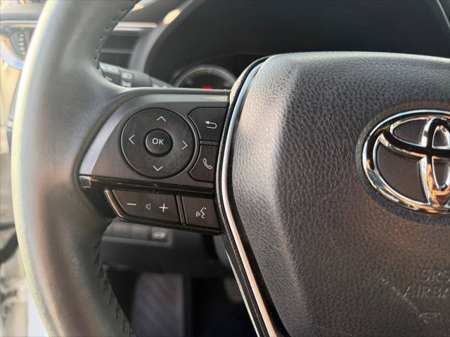 Certified 2023 Toyota Venza XLE AWD/4WD image 17