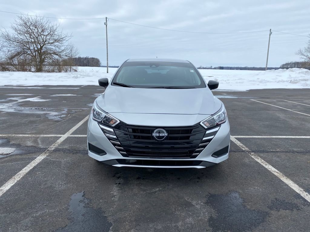 Used 2024 Nissan Versa S w/ Trunk Package image 2