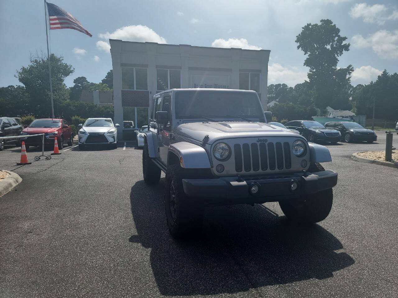 Used 2015 Jeep Wrangler Unlimited Sahara AWD/4WD image 1