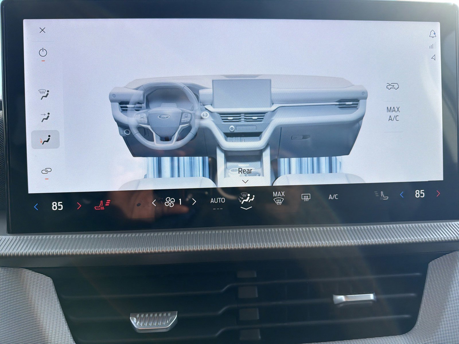 Used 2025 Ford Explorer Active image 23