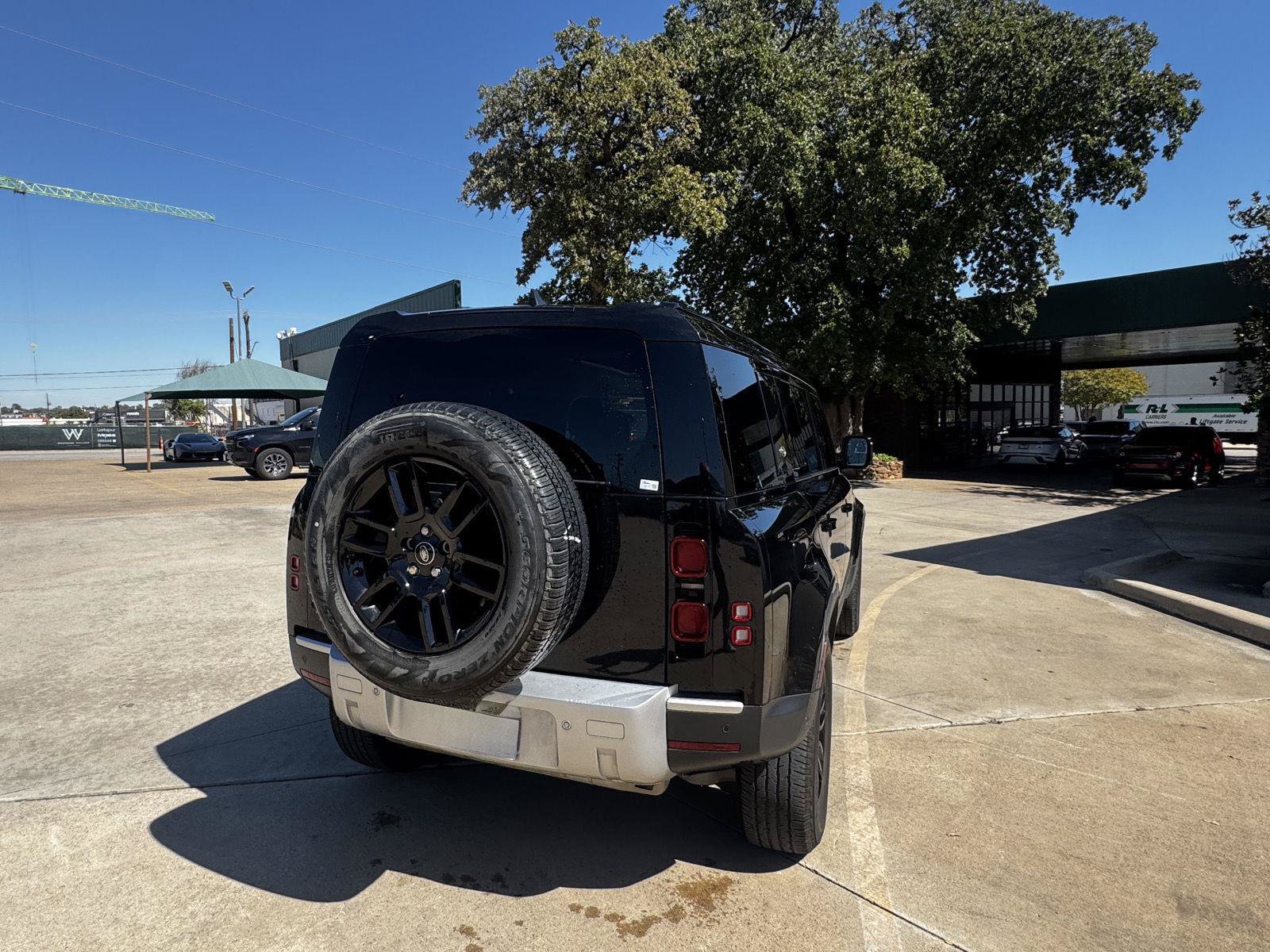 Certified 2024 Land Rover Defender 110 S AWD/4WD image 8