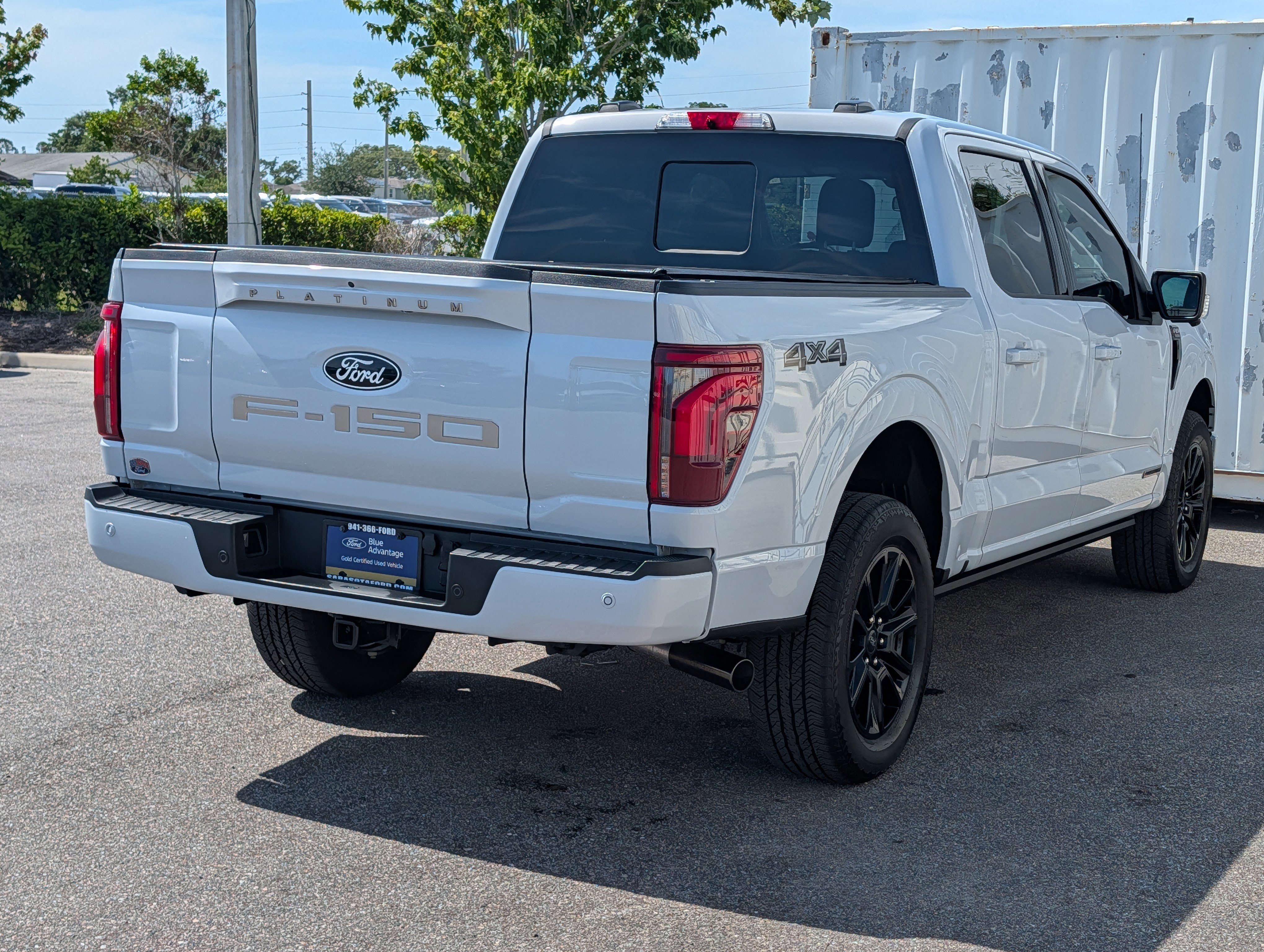 Used 2025 Ford F150 Platinum AWD/4WD image 4