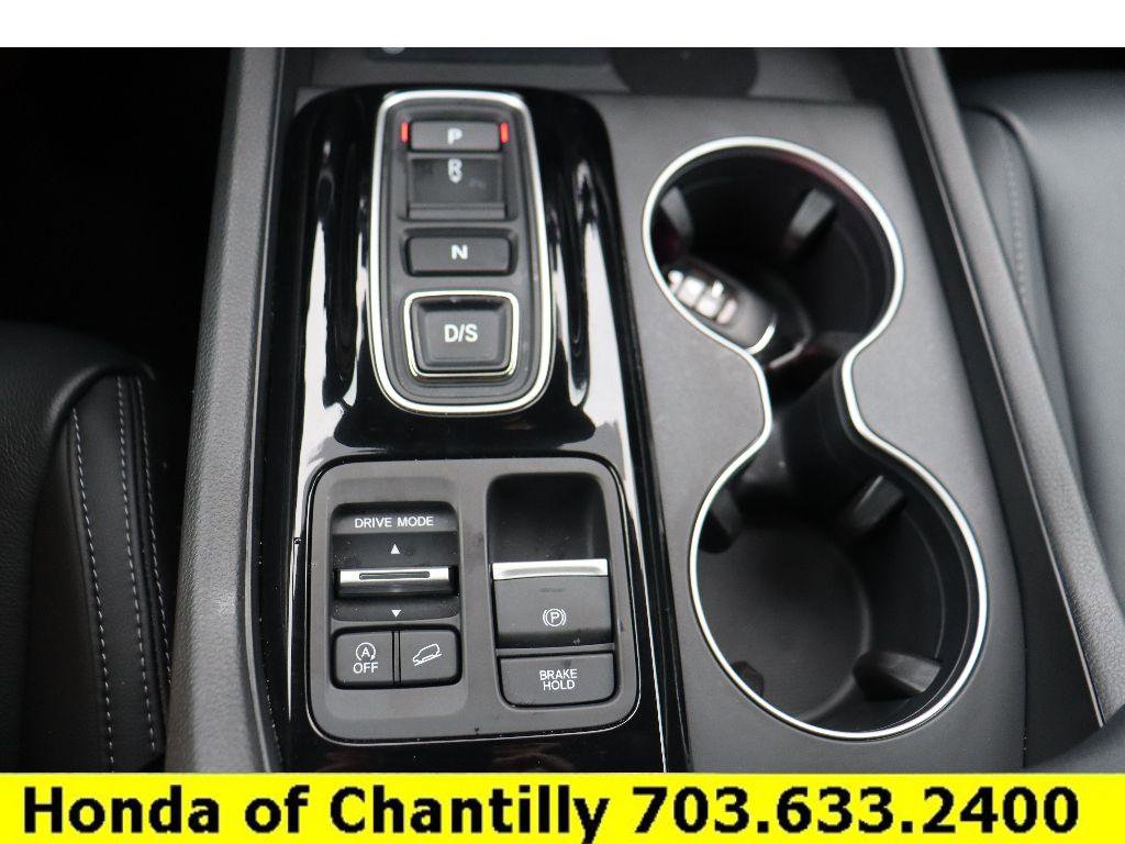 Certified 2025 Honda Pilot EX-L image 18